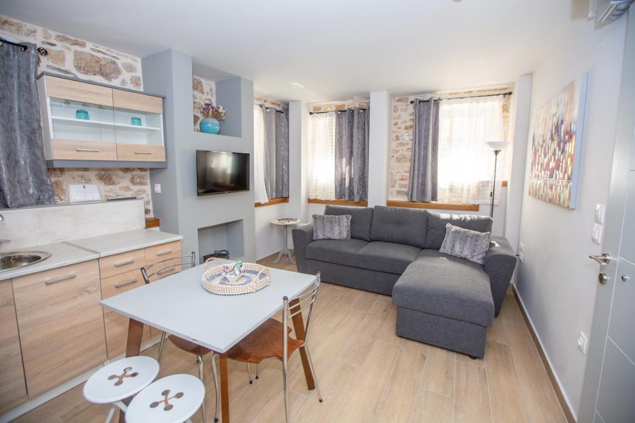 Οniro Comfort Living Янина Екстериор снимка